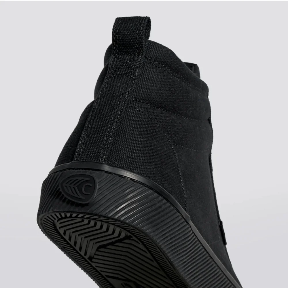 NIB - Cariuma - OCA High Top Canvas - All Black - Picture 3 of 4
